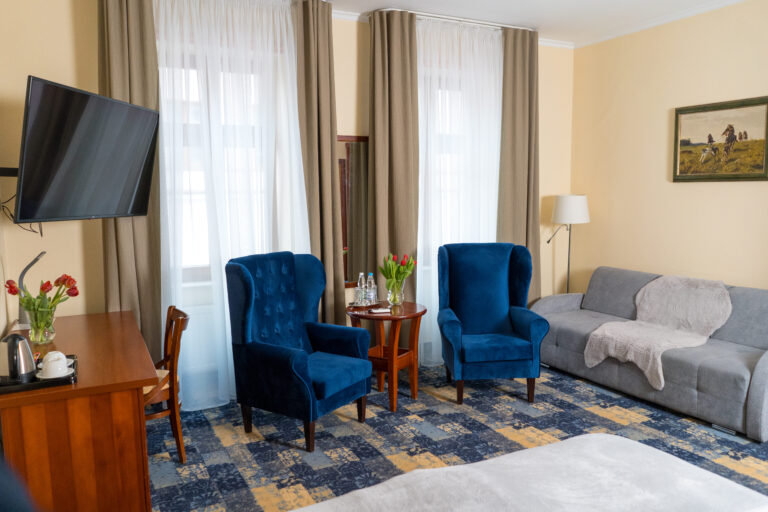APA — Hotel Hubertus Rzeszów