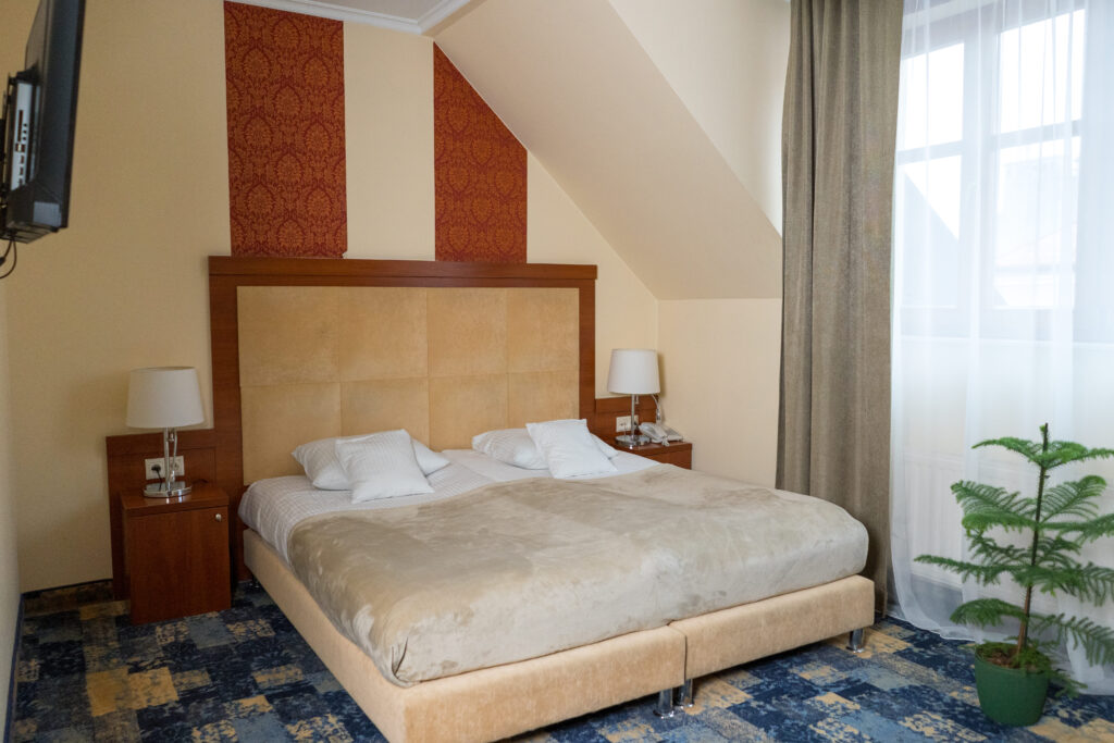 TWC — Hotel Hubertus Rzeszów